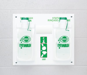 Eye Wash Station w/2 Empty Eye Wash Bottles