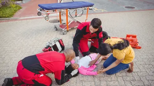 Emergency First Aid: Your Complete Guide to Saving Lives in Critical Situations