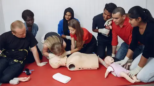 First Aide Course: Finding the Right Training for Your Needs
